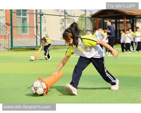 用脚的哪个部位踢足球最有效果技巧解析与实战经验分享